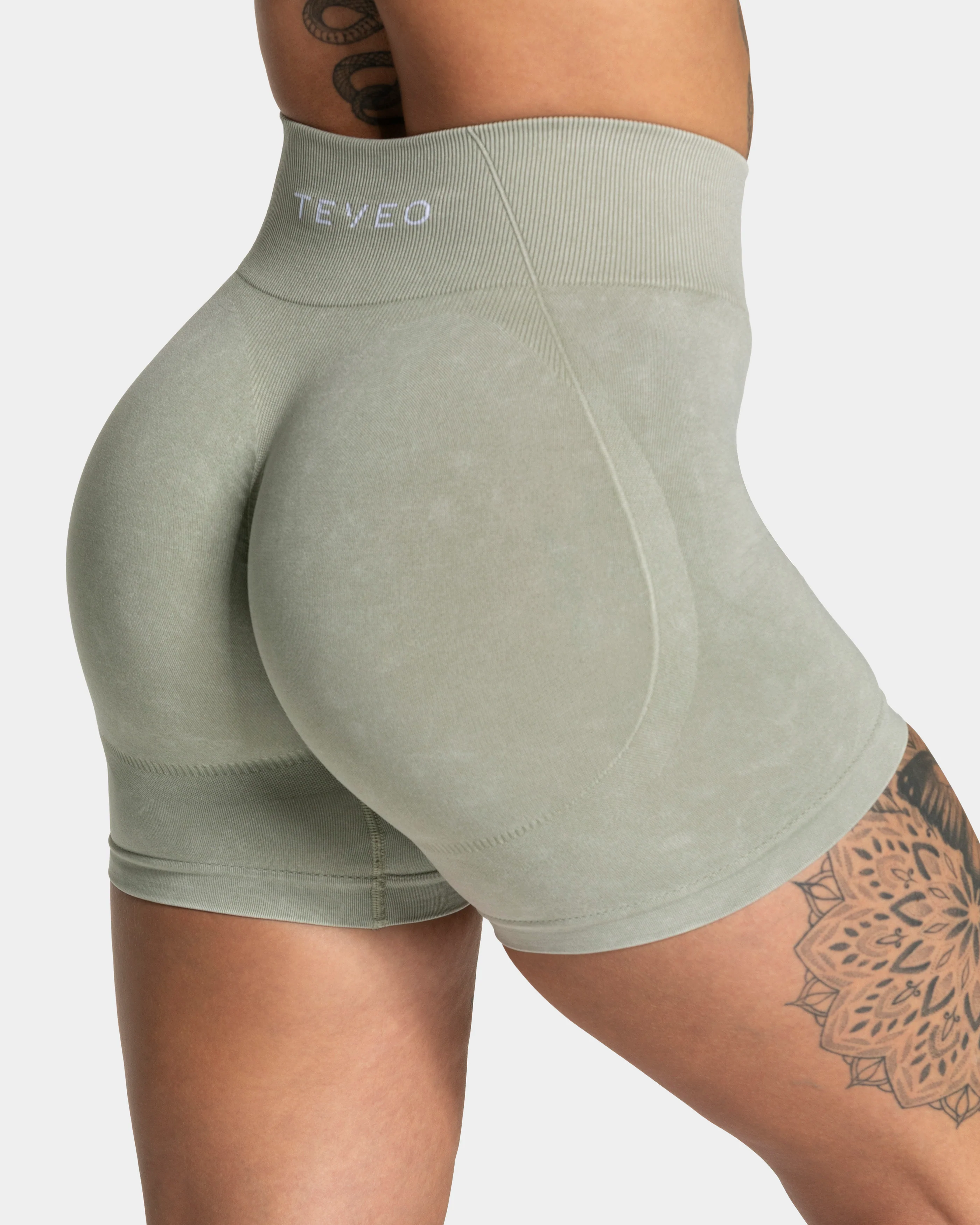 Acid Covert Scrunch Shorts  "Salbei" - Image 4