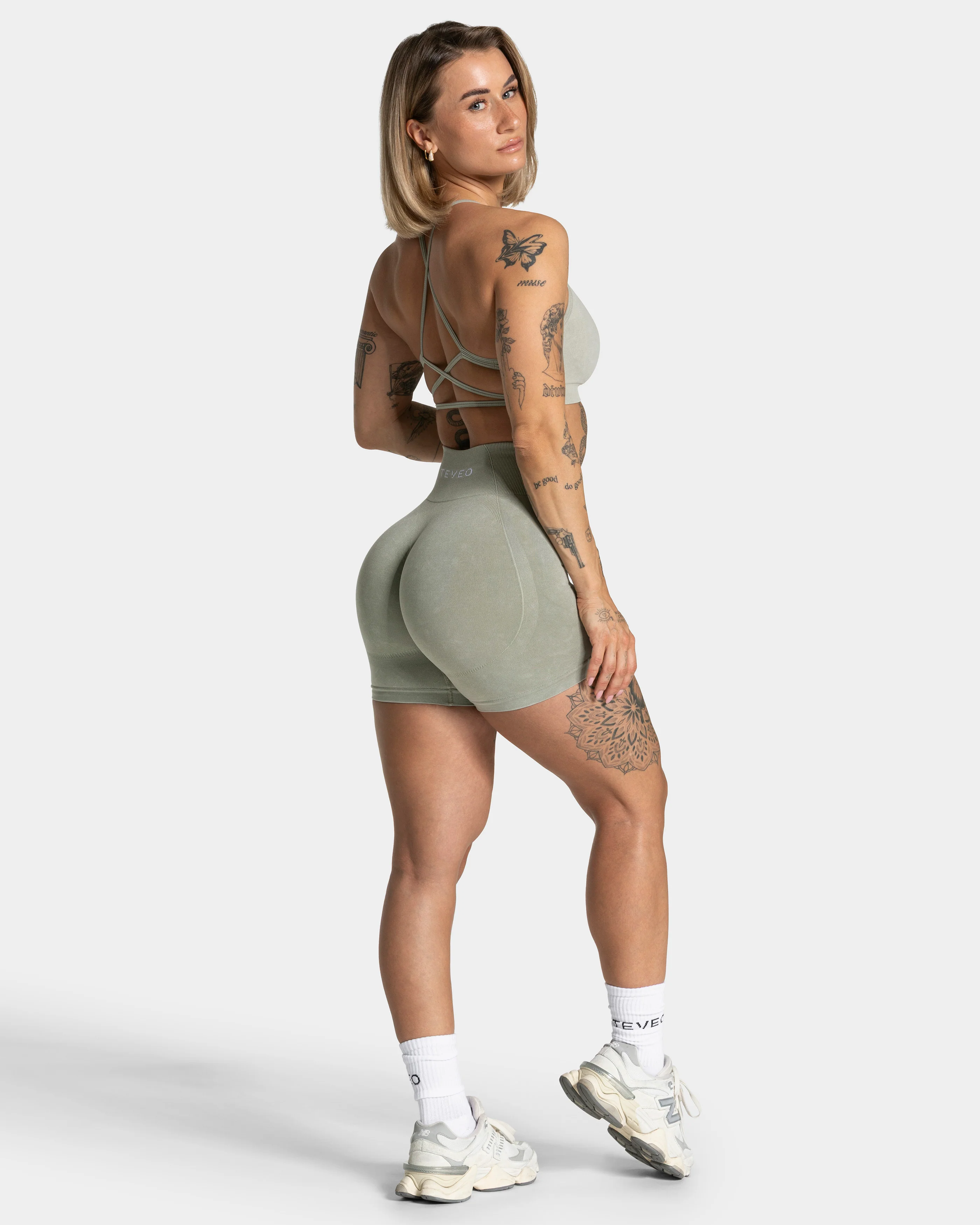 Acid Covert Scrunch Shorts  "Salbei" - Image 5