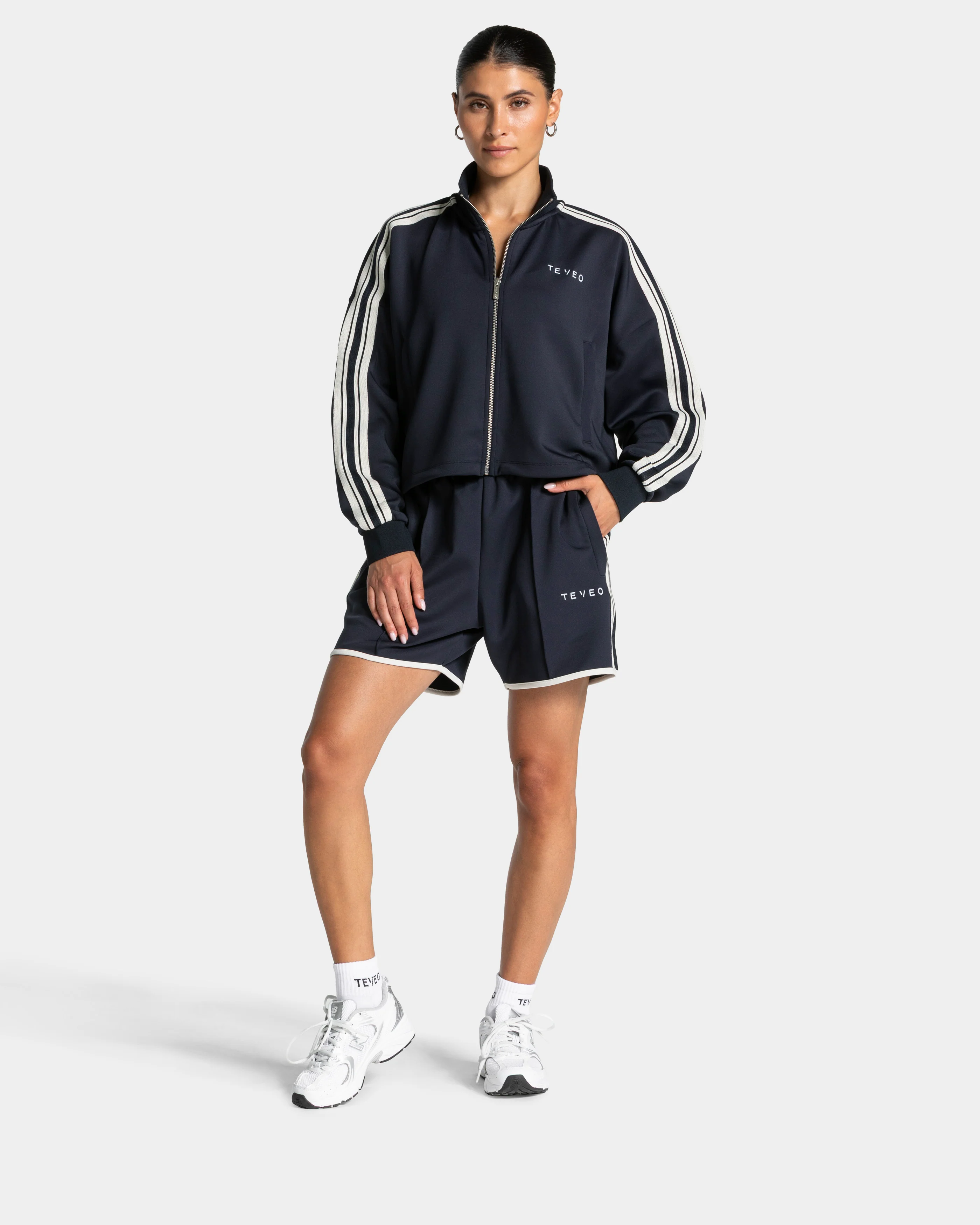 Club Cropped Zip Jacke "Midnight" - Image 3