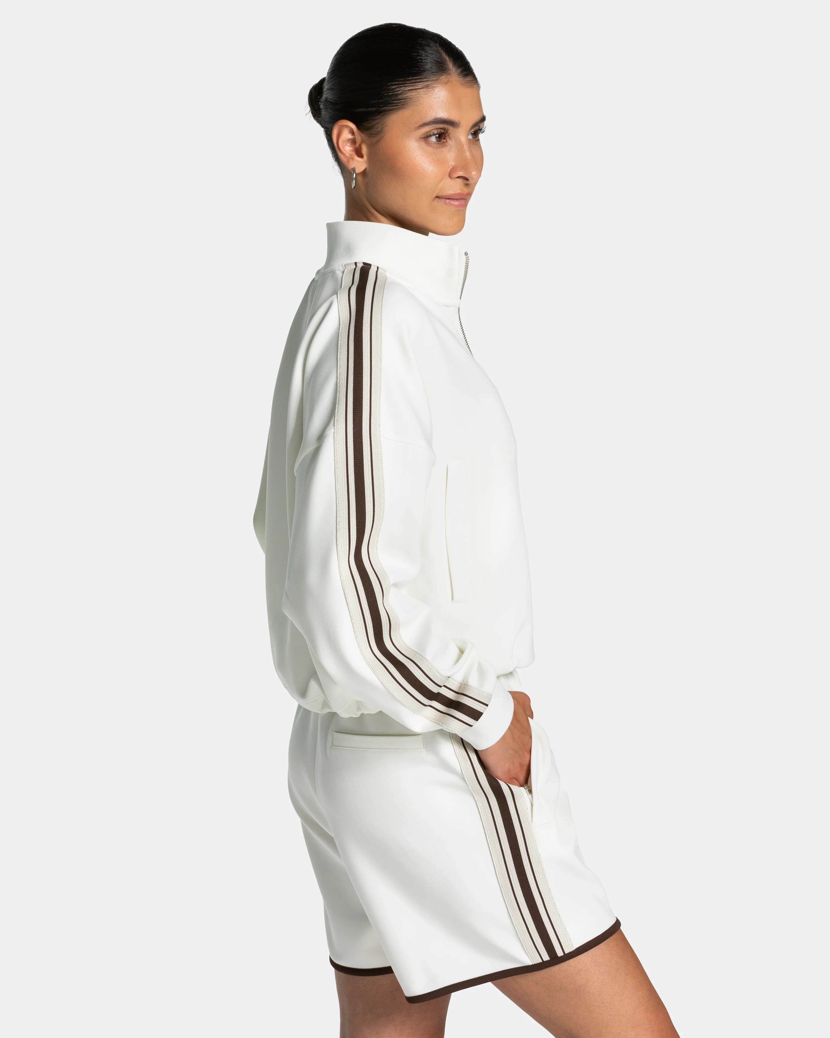 Club Cropped Zip Jacke "Off White" - Image 2