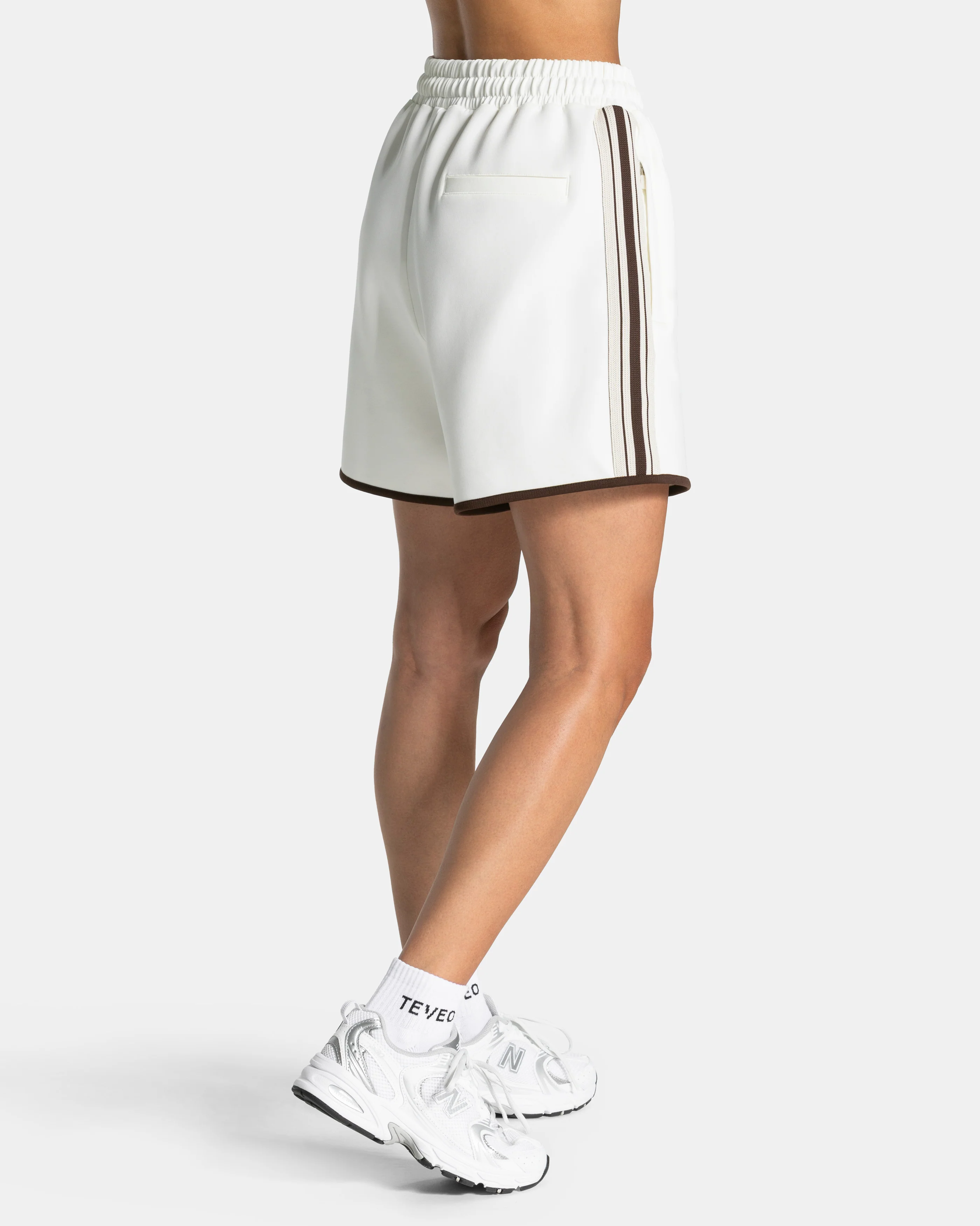 Club Shorts "Off White" - Image 2
