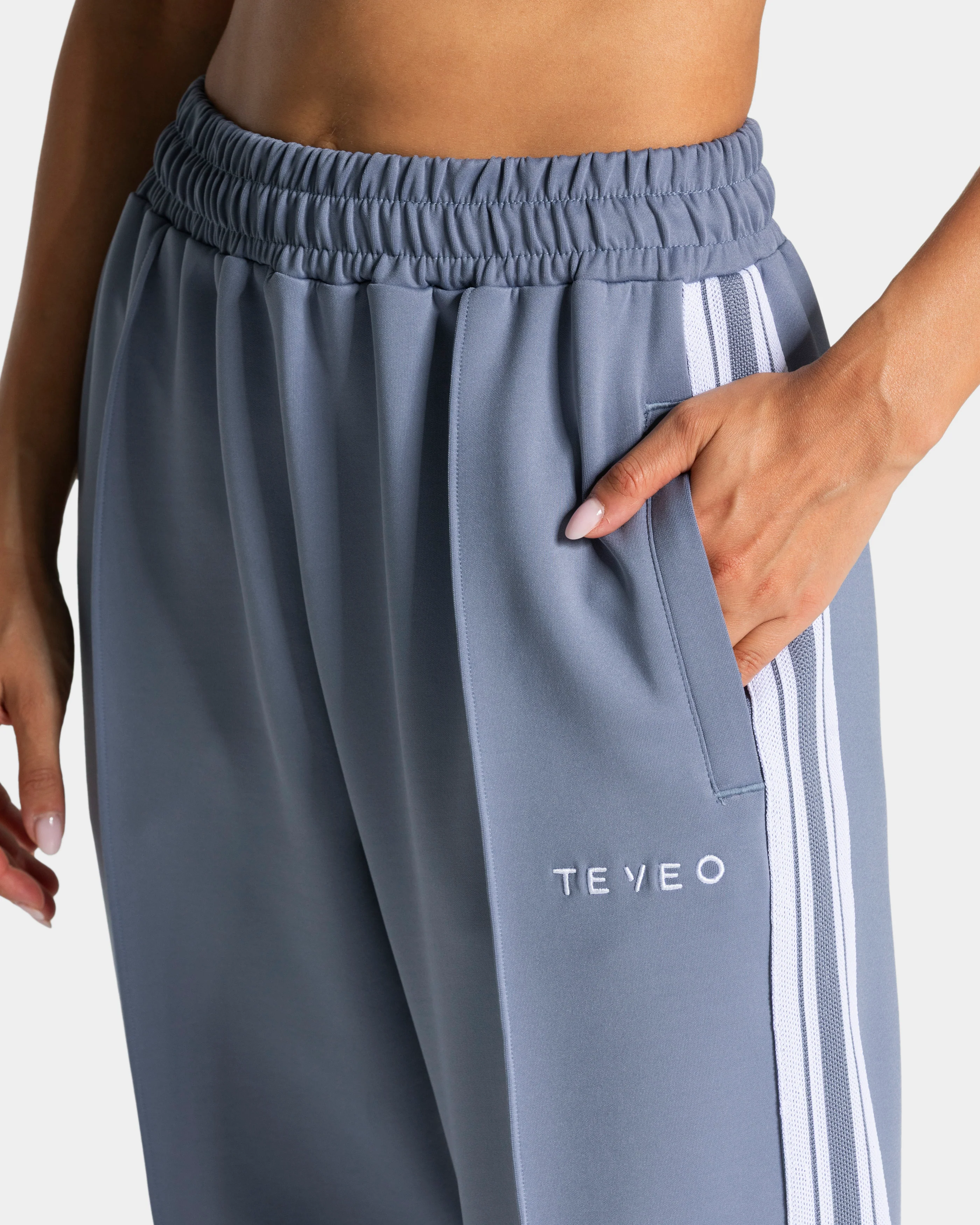 Club Straight Leg Jogger "Stahlblau" - Image 4
