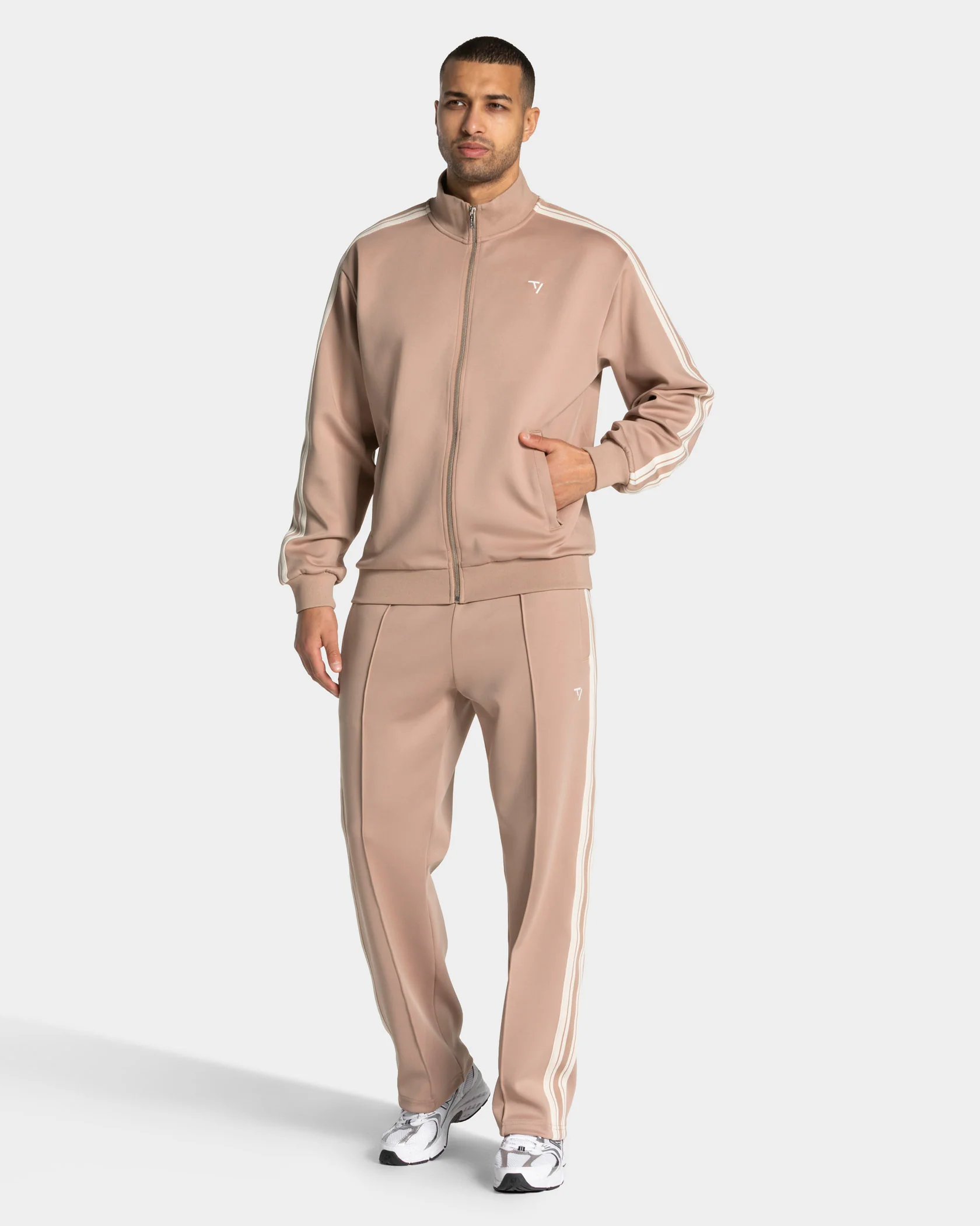 Club Zip Jacke "Beige" - Image 3