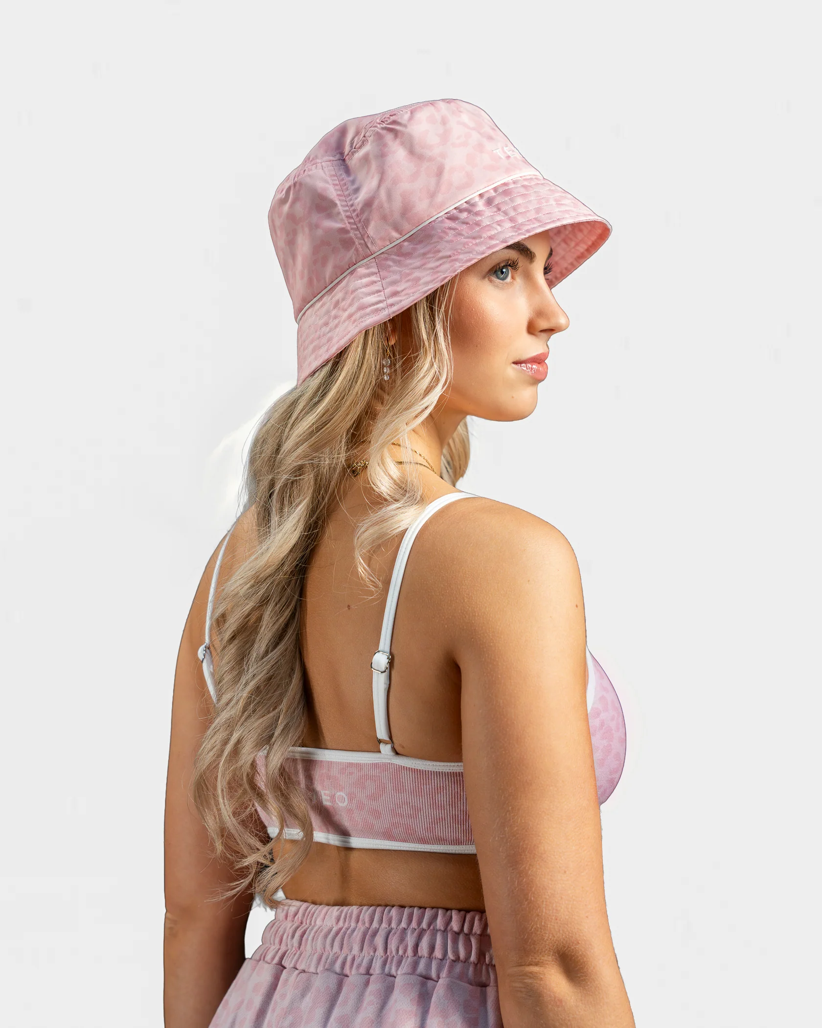 Contrastline Bucket Hat "Leo Rosa" - Image 3