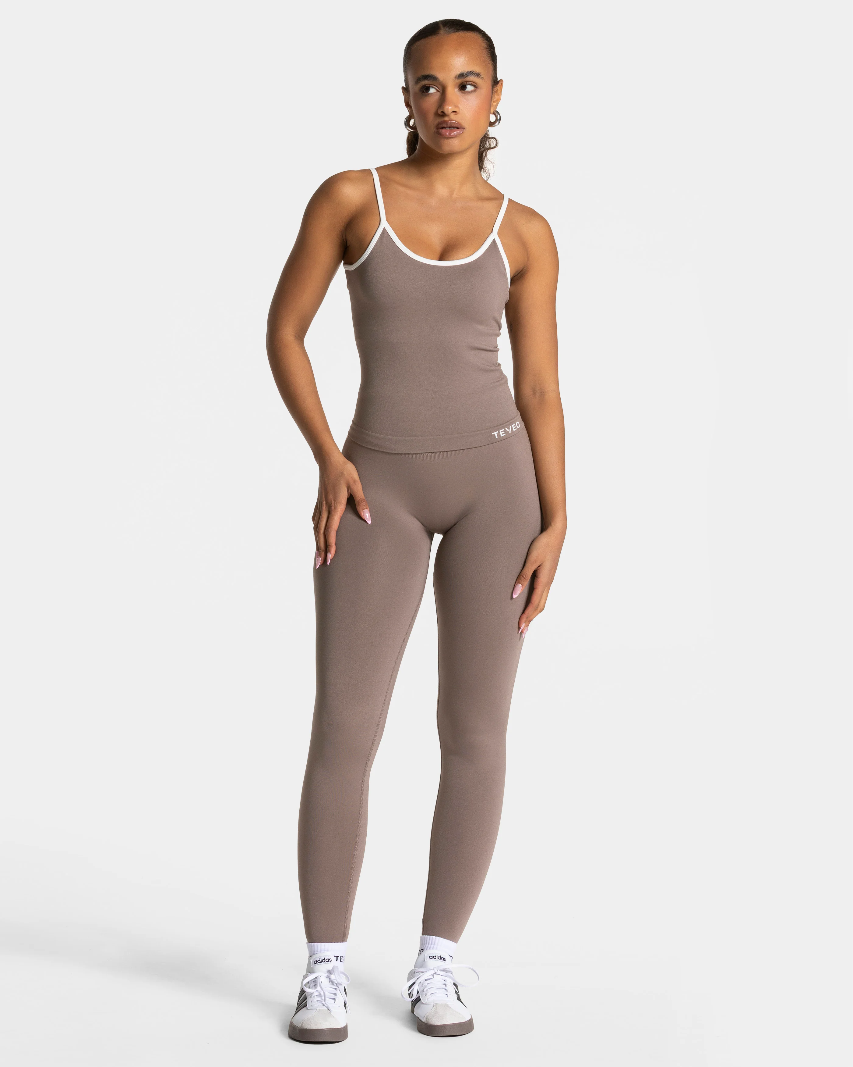 Contrastline Cami Top "Mokka" - Image 3