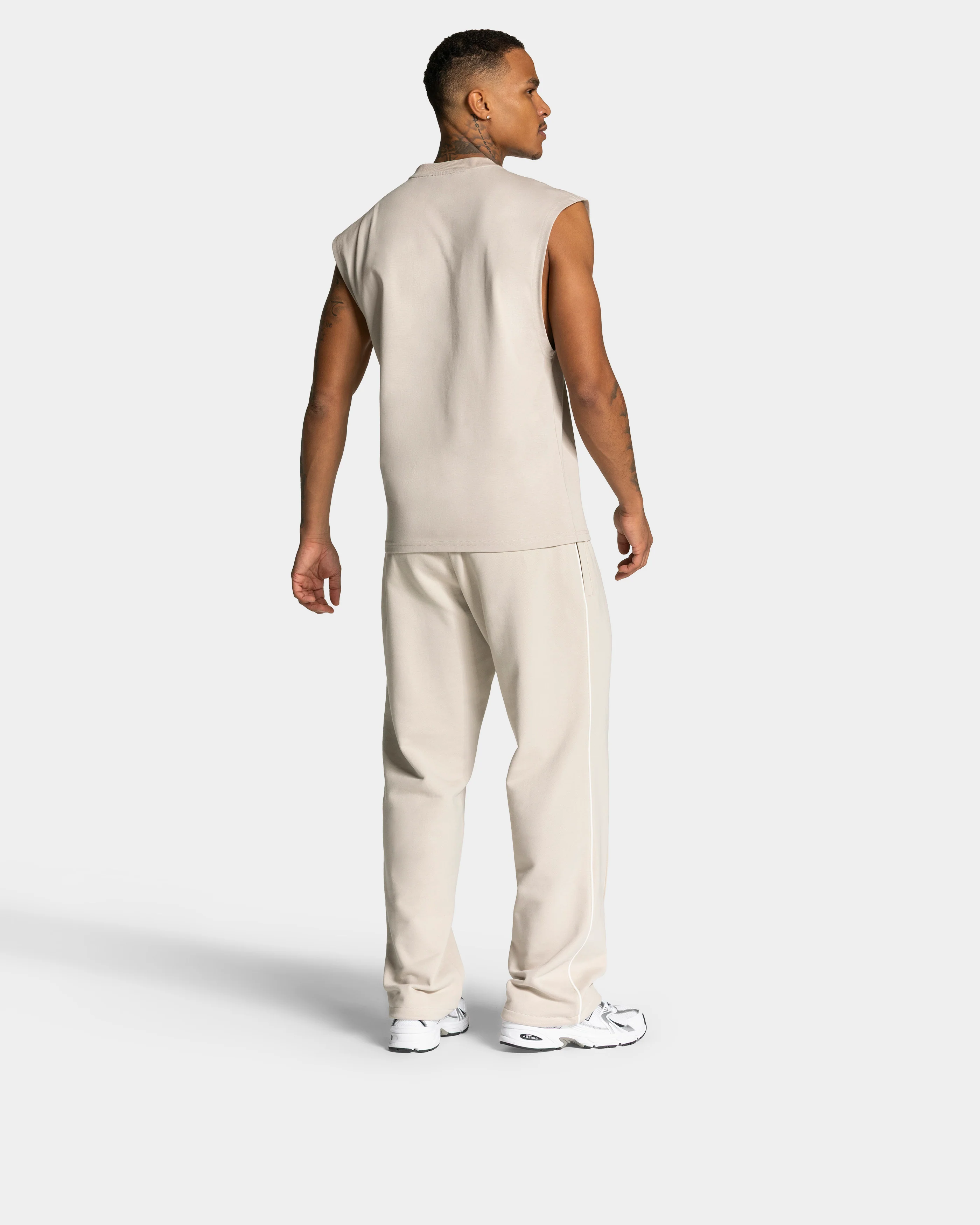 Contrastline Straight Leg Jogger "Cream" - Image 5
