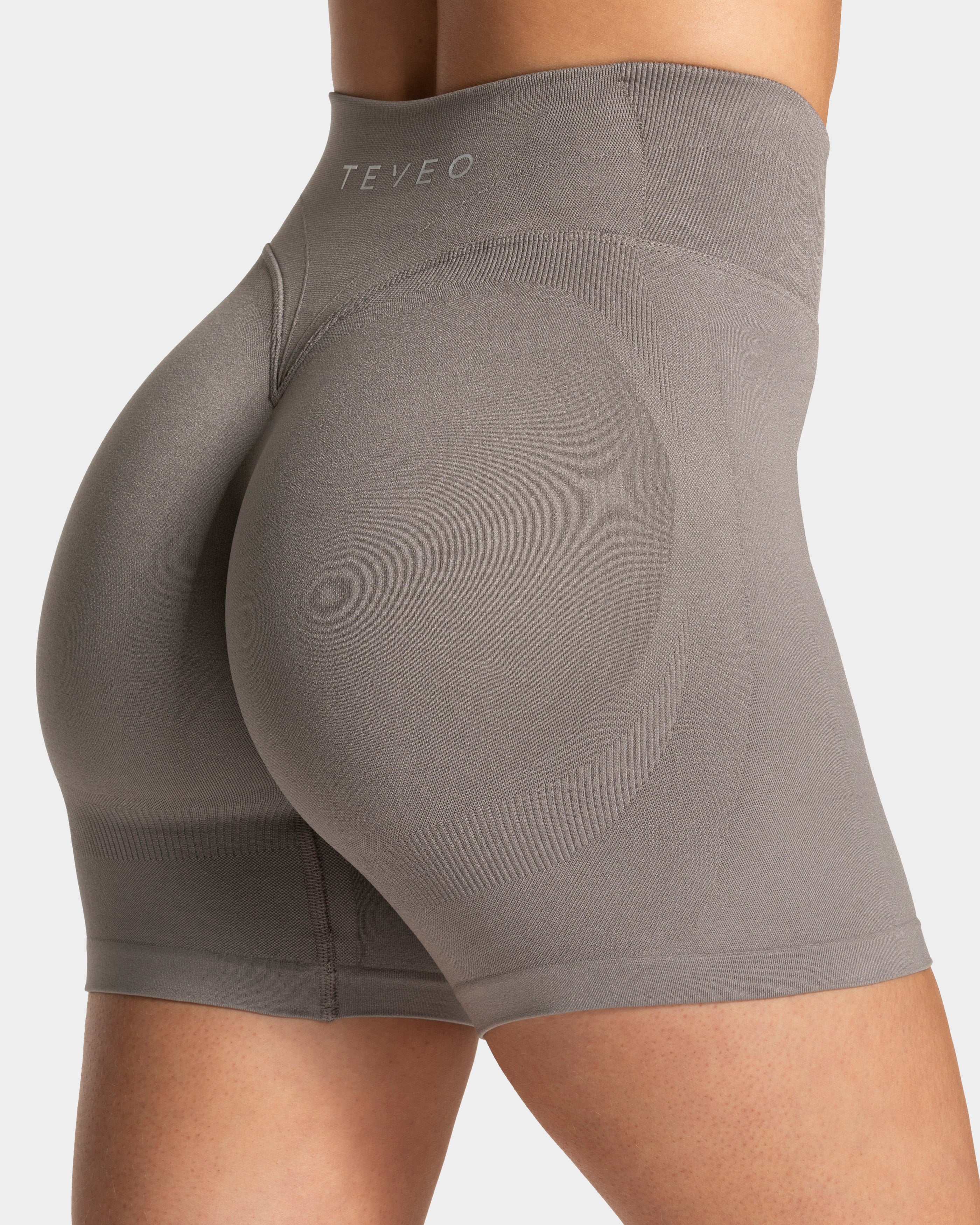 END Running Sculpt Scrunch Shorts "Smoke" - Image 4