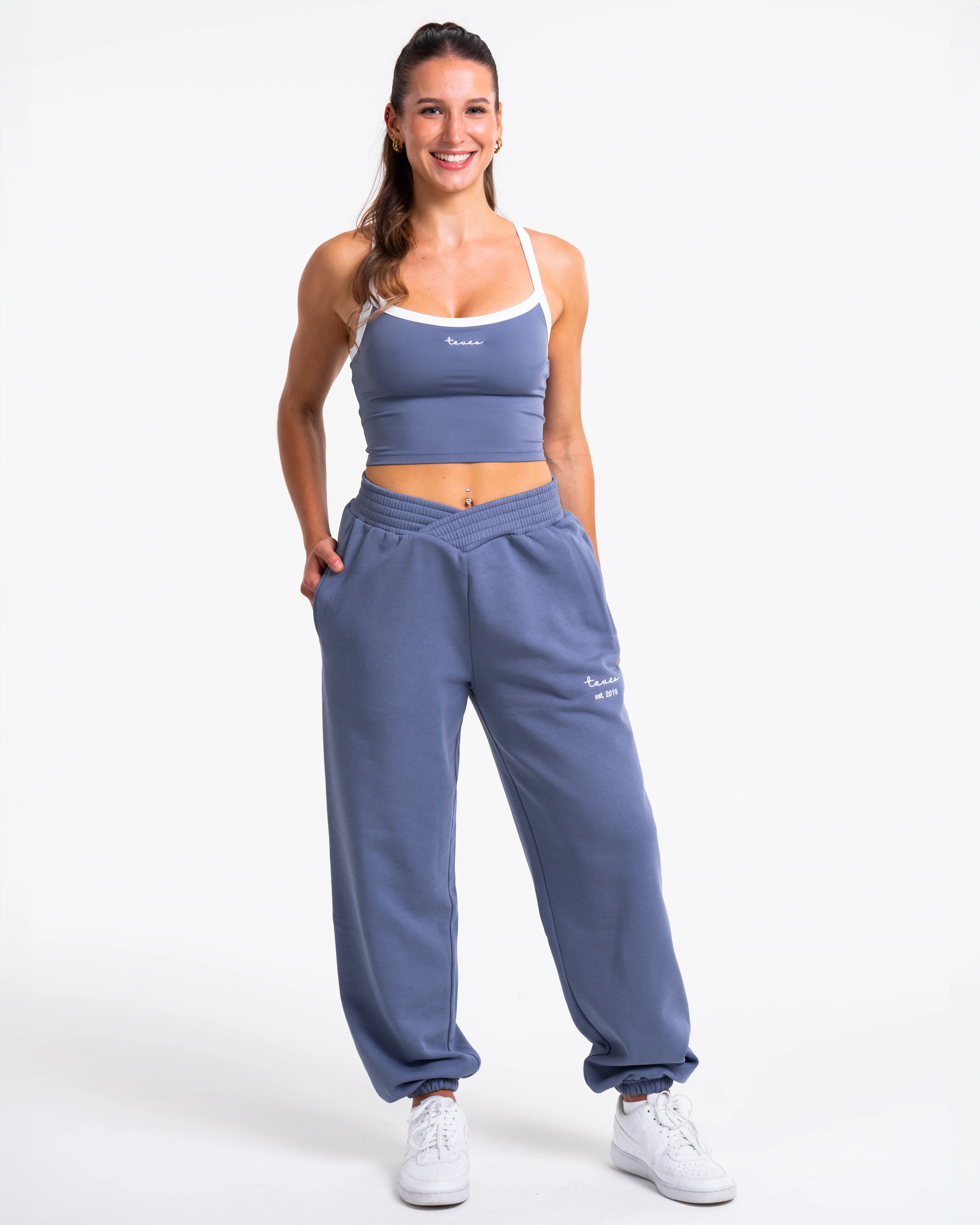 Fearless V-Shape Oversized Jogger "Blau" - Image 5