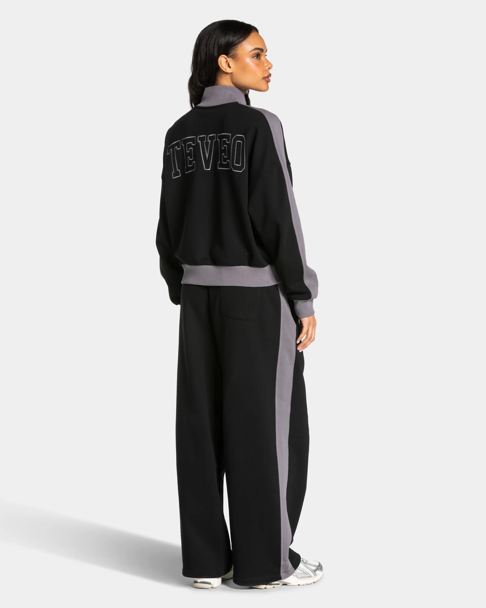 Football Zip Jacke Women "Schwarz" - Image 5