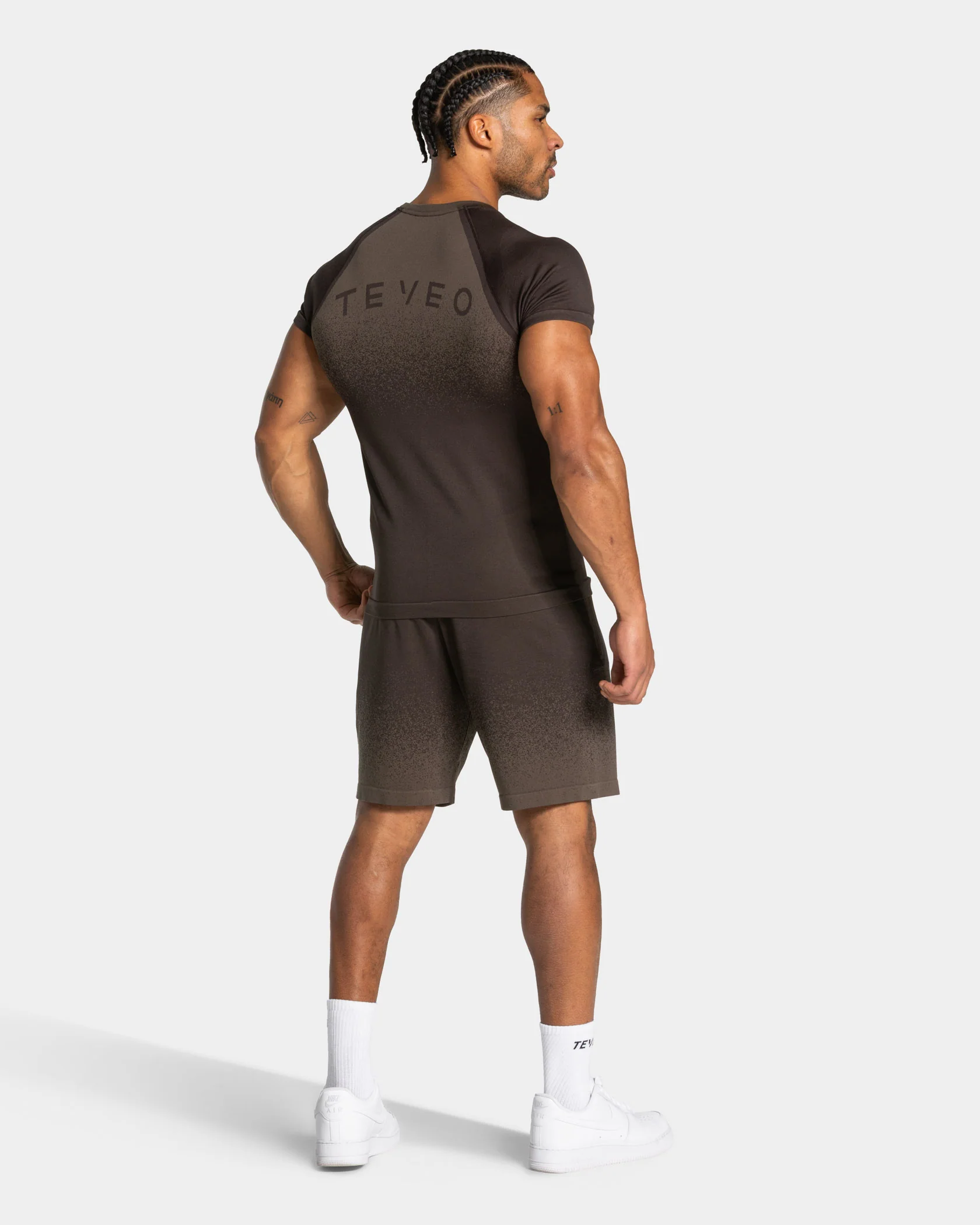 Lift Seamless Shorts "Dark Chocolate" - Image 5