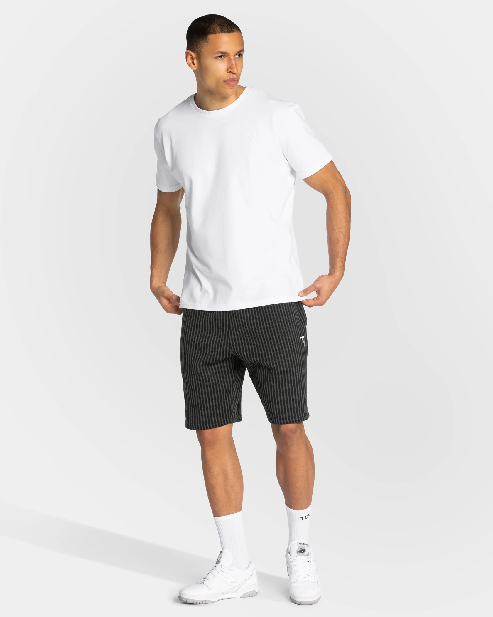 Lift Shorts "Anthrazit Stripe" - Image 3