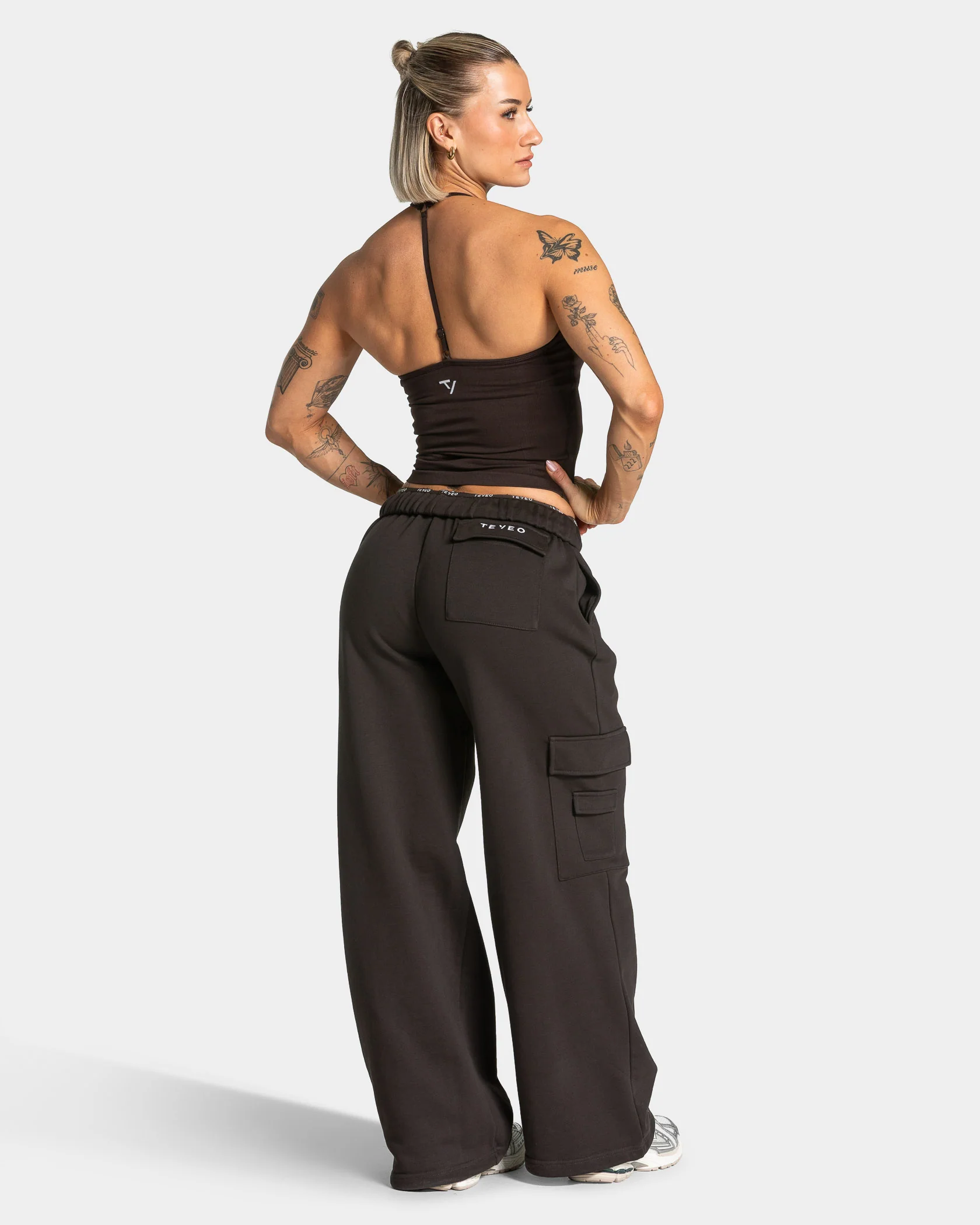 Lift Wide Leg Cargo Jogger Women "Dark Chocolate" - Image 5