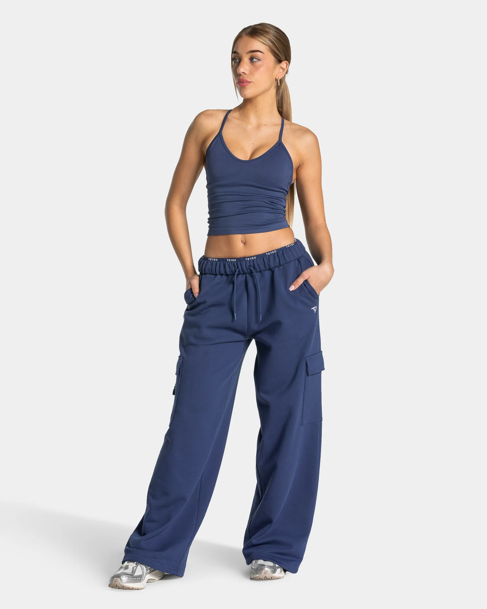 Lift Wide Leg Cargo Jogger Women "Indigo" - Image 3