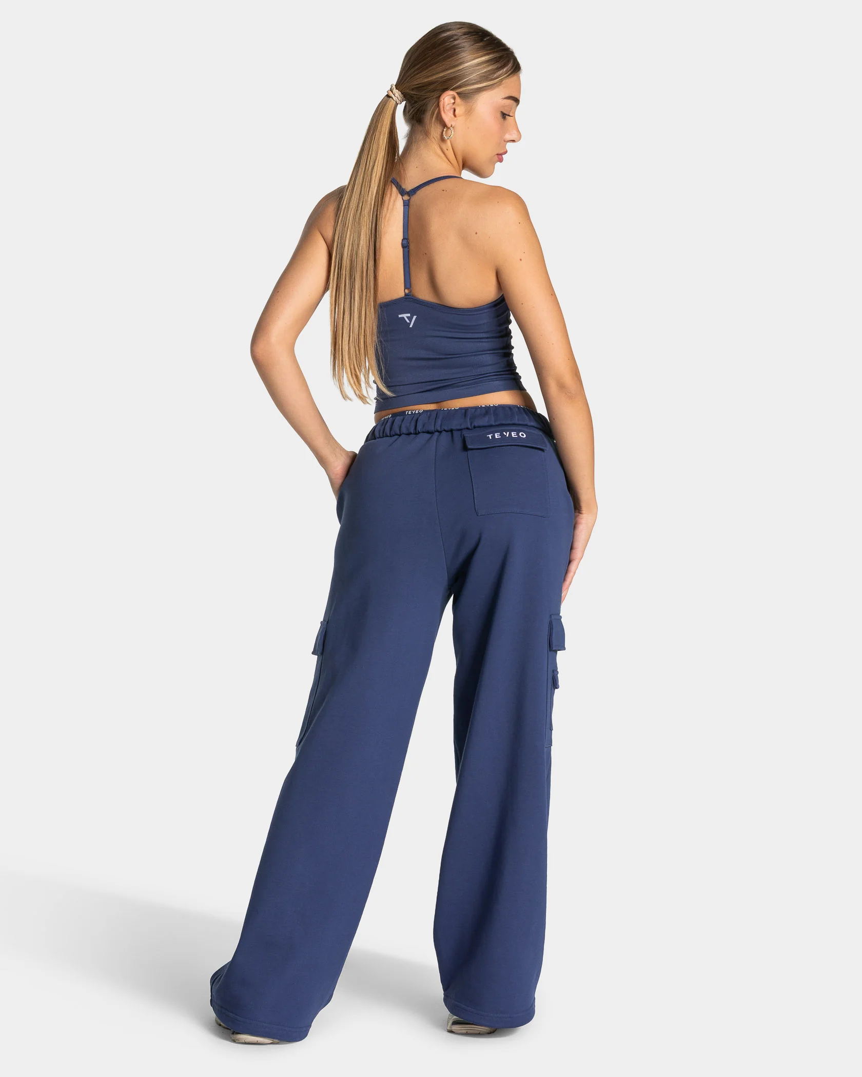 Lift Wide Leg Cargo Jogger Women "Indigo" - Image 5