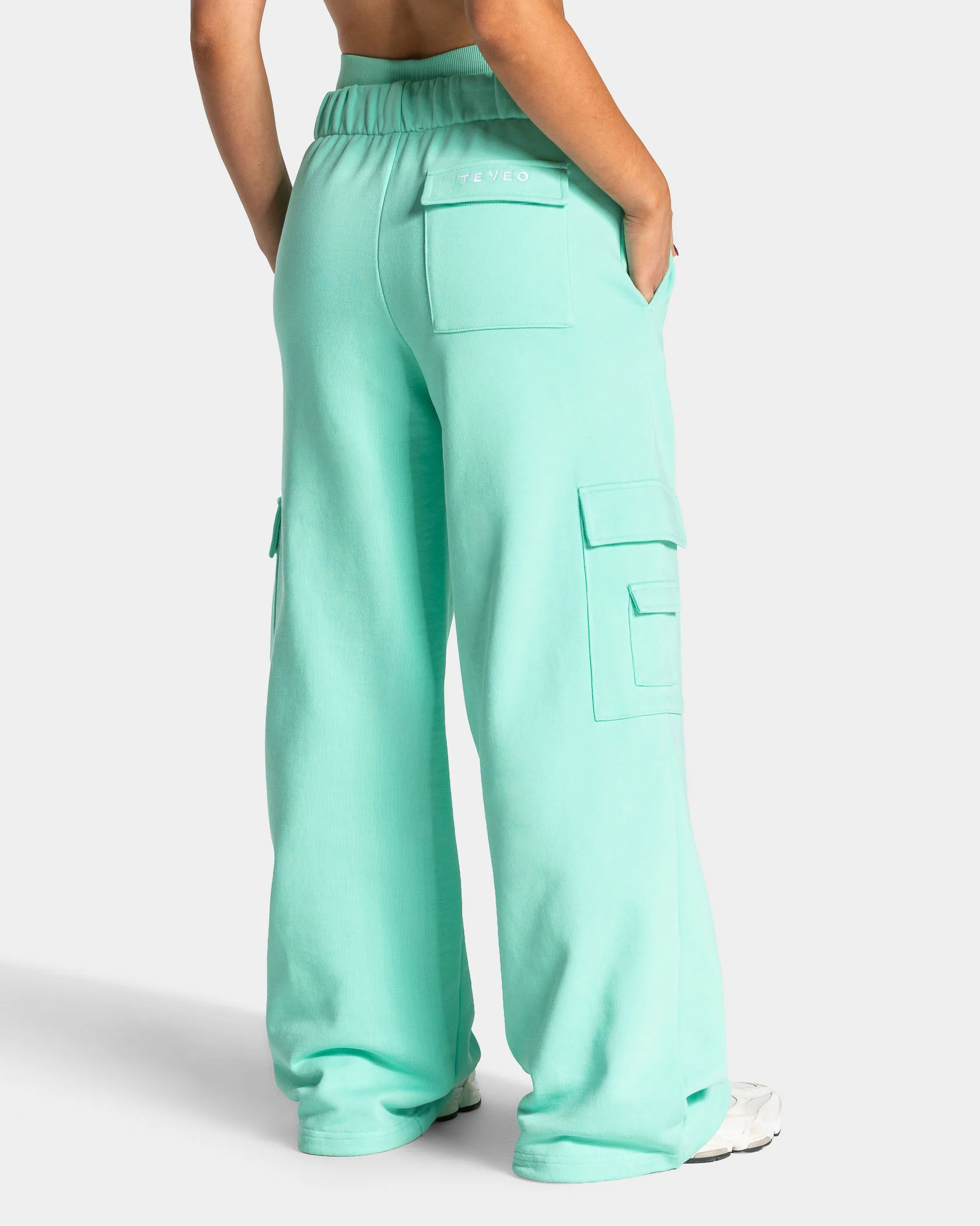 Lift Wide Leg Cargo Jogger Women "Mint" - Image 2