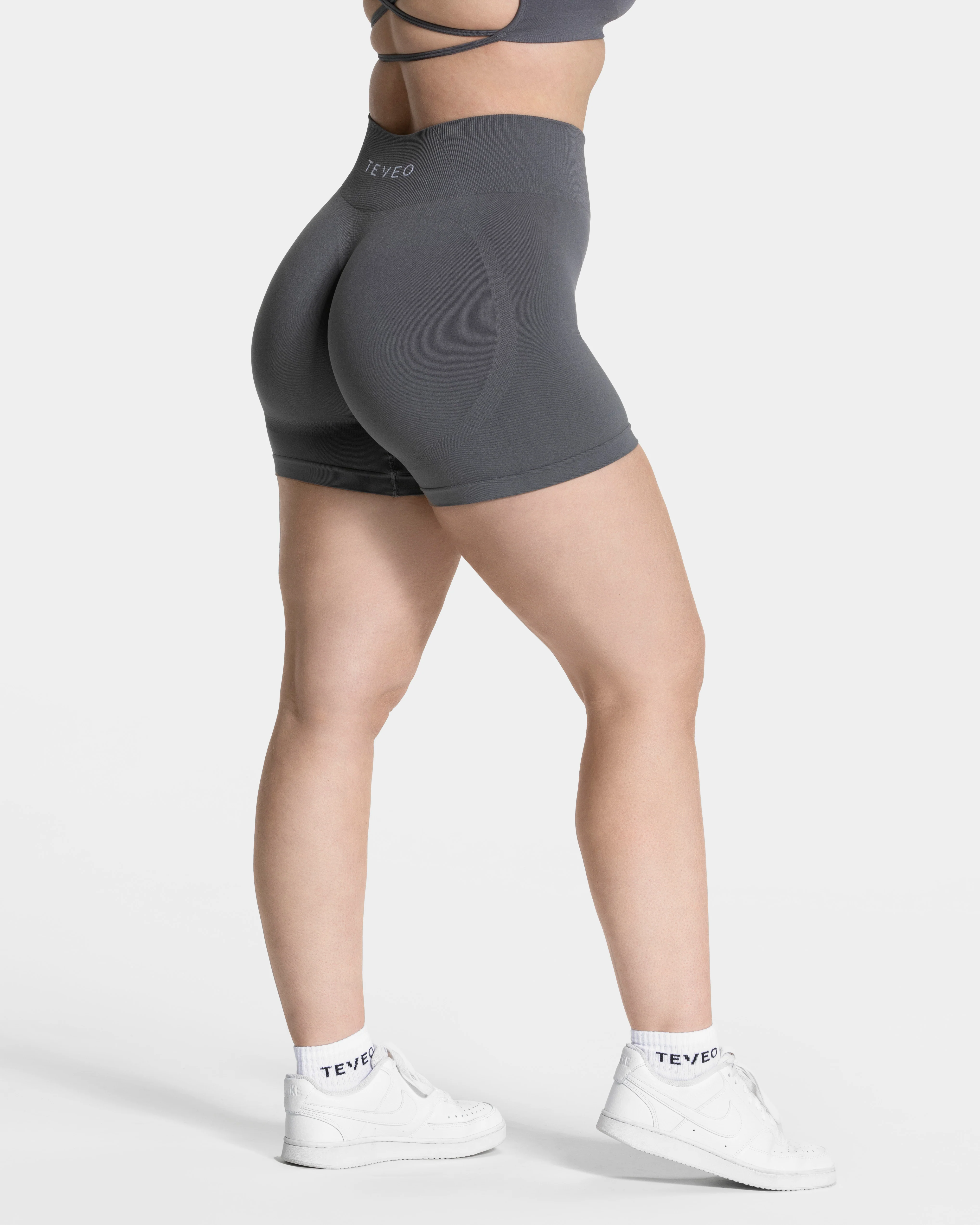 Pure Covert Scrunch Shorts "Graphit" - Image 2