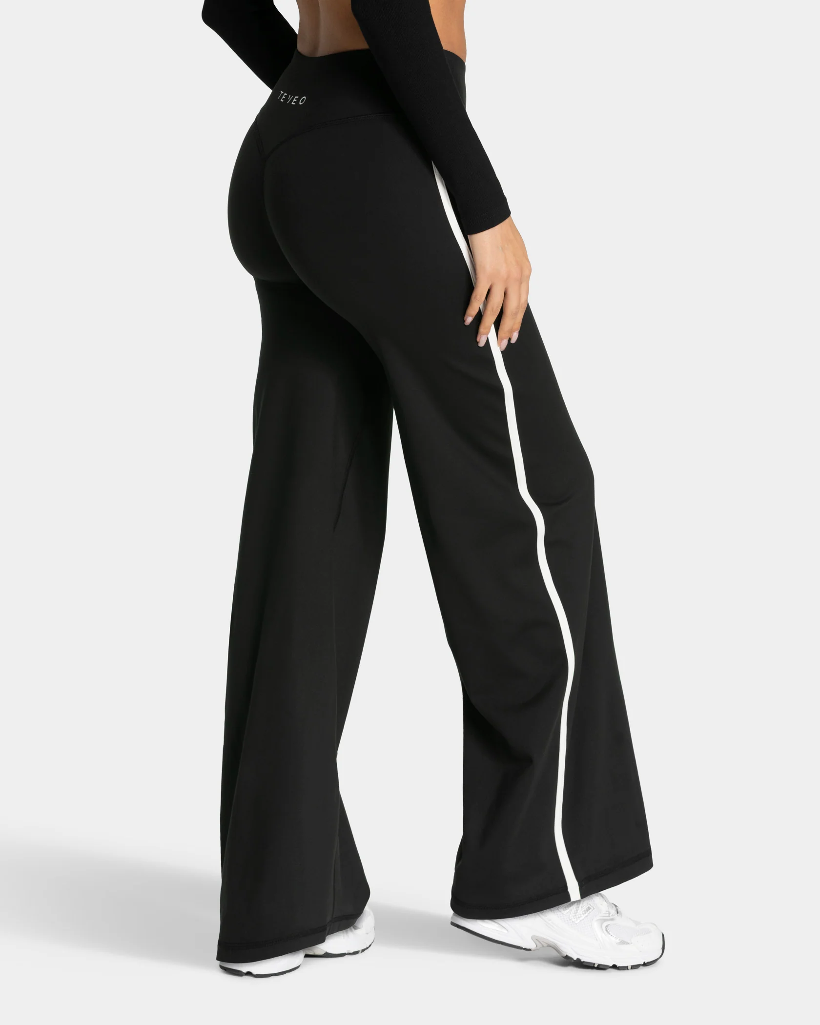 Soft Straight Leg Pants Regular "Schwarz" - Image 3