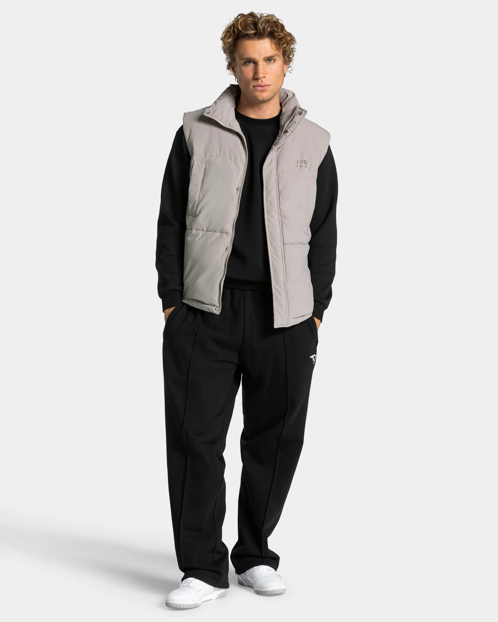 Studio Puffer Weste "Smoke" - Image 3