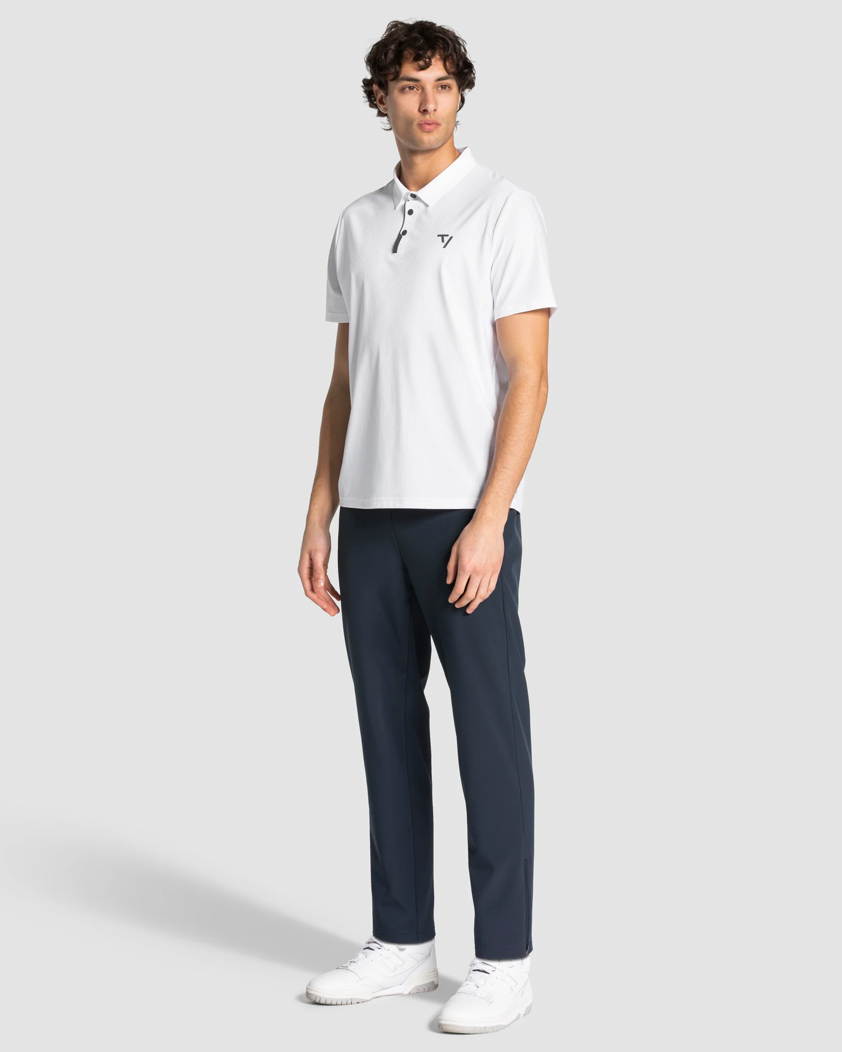 Studio Soft Polo "Weiß" - Image 3
