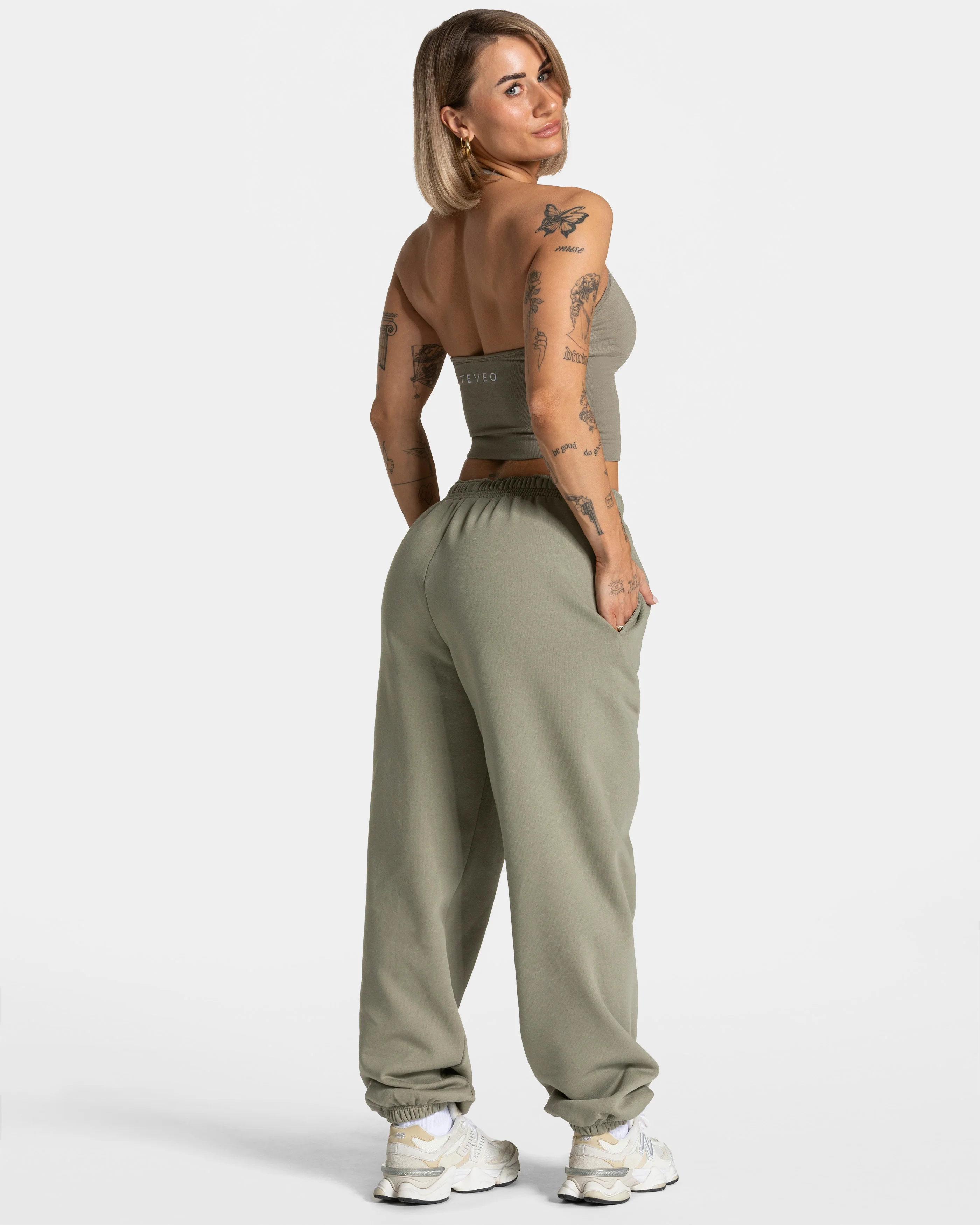 Timeless Pro Neckholder Top  "Khaki" - Image 5
